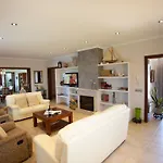 Oliveres By Interhome 別荘