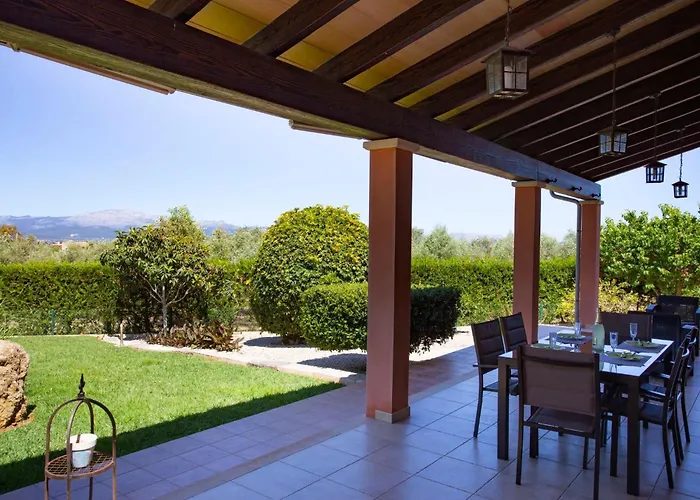 Ferienhaus Oliveres By Interhome