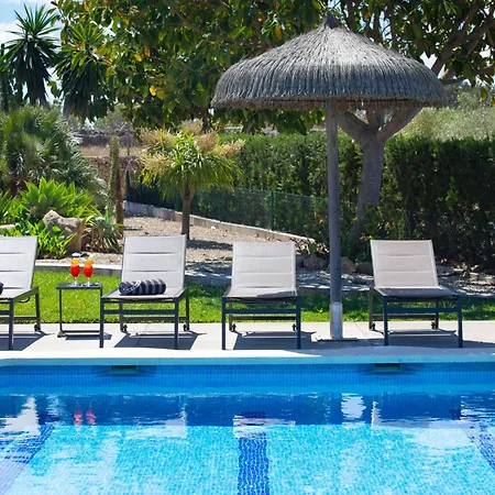 Casa de Férias Oliveres By Interhome