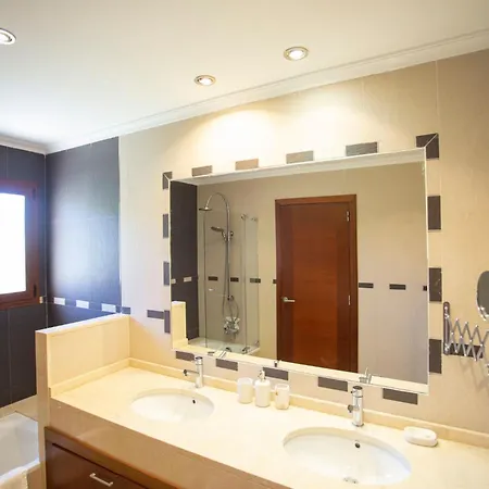 Oliveres By Interhome Vakantiehuis