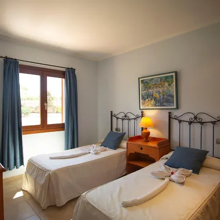 Vakantiehuis Oliveres By Interhome