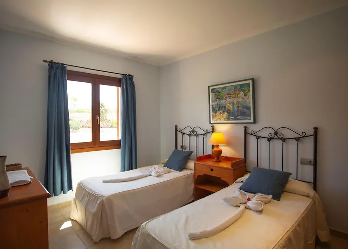 Casa de Férias Oliveres By Interhome